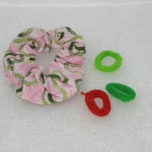 4 Piece Hair Lot Scrunchie Ponytail Holders Elastics Pink Green Red - Picture 1 of 1