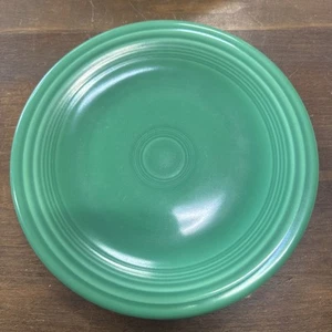 Vintage Fiesta Ware Green Dinner Plate Genuine HLC 10.5 inch Fiestaware - Picture 1 of 3