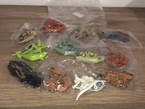 Neu Keyum 12er Pack baubare Dinosaurier Spielzeug Geschenkset Geburtstag Party Strumpf - Bild 1 von 7