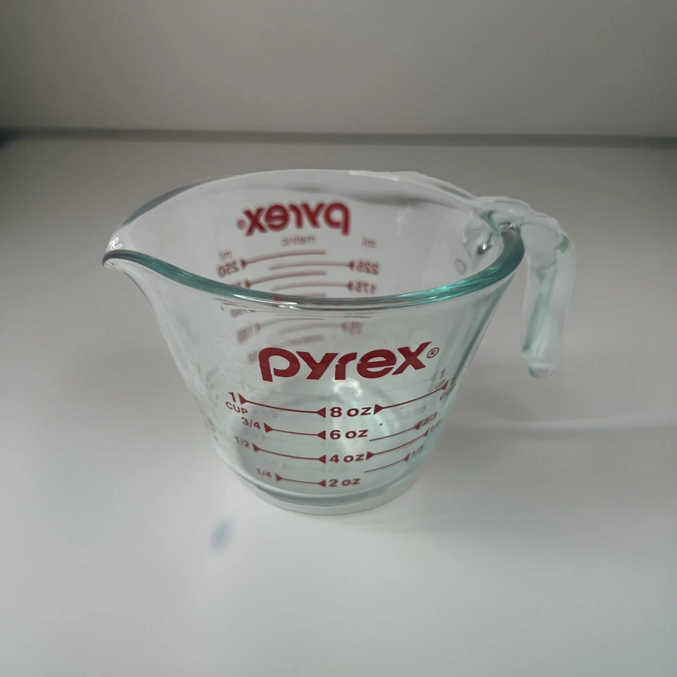 Pyrex 1 taza 8 oz (250 ml) taza medidora 4" vidrio transparente con rojo Foto 1 de 2