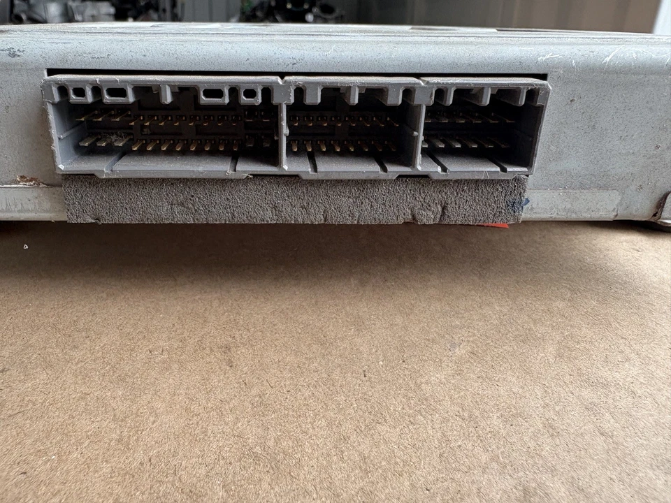 三菱 FE FH TCM TCU 传输控制模块 ME515663 AISIN 86410-4311 — 第 1/4 张图片