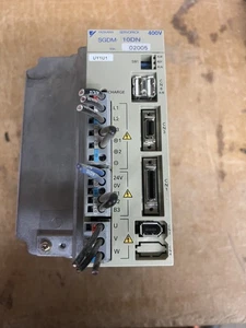 SGDM-10DN YASKAWA SERVOANTRIEB SGDM-10DN V02005 CNC - Bild 1 von 1