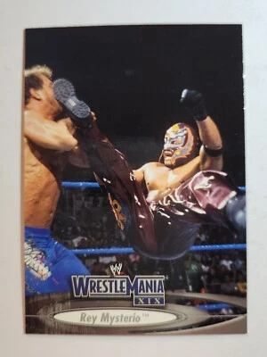 2003 Fleer WWE WrestleMania XIX #41 REY MYSTERIO - Image 1 of 2
