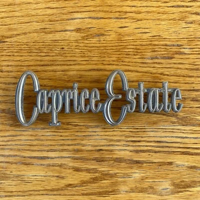 Chevrolet 9625395 1974 1975 1976 Caprice Estate camioneta cuarto emblema Foto 1 de 2