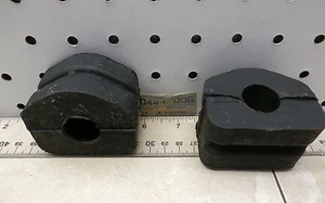 4447006 buje de suspensión, fabricante de equipos originales Mopar de lote antiguo, envío gratuito a EE. UU. - Imagen 1 de 1