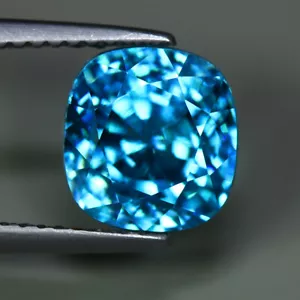6.86 Cts_Diamond Lustrous_Great Cut_100 % Natural ROYAL Blue ZIRCON_Top Fire - Picture 1 of 3