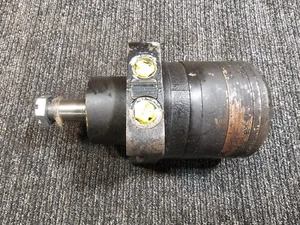 SCAG Parker Wheel Hydraulic Motor 482639 Replaces John Deere TCA12678 *USED* - Picture 1 of 7