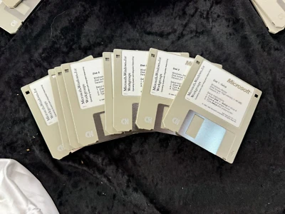 Microsoft Windows of Workgroups 3.5 Media - Image 1 of 2