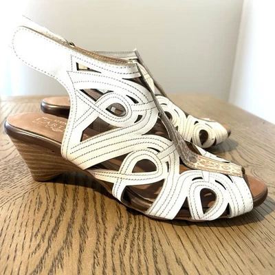 L'Artiste by Spring Step Flourish Wedge Sandals Women's EU 40 US 9-9.5 White - Image 1 of 4