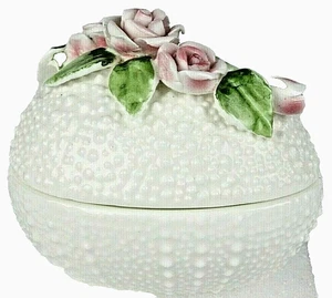 Caja de baratija vintage en forma de huevo Jolie Fleurs pintada a mano hueso China Seymour Mann - Imagen 1 de 11