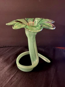 By Arte Murano Lavorazione Green Glass Flower Shaped Bud Vase Made In Italy - Picture 1 of 6