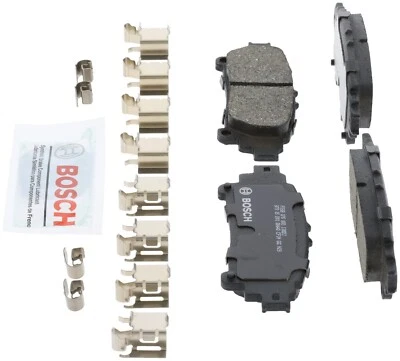 Pastillas de freno traseras de cerámica QuietCast Bosch 2016-2020 para Lexus IS300 2017 2018 2019 Foto 1 de 4