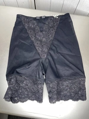 Vintage Oscar De La Renta Black Lingerie Shorts Shapewear Lace Size Large - Image 1 of 4