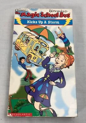 Magic School Bus Kicks Up A Storm Movie VHS Kids Movie Pre Owned ST110 - Image 1 of 4