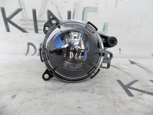 LAND ROVER DEFENDER L663 2020-ON FRONT RIGHT BUMPER FOG LIGHT L8B2-15201-AB - Picture 1 of 6