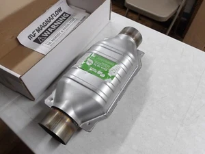 magnaflow catalytic converter 94219 (NEW IN BOX) - Picture 1 of 3
