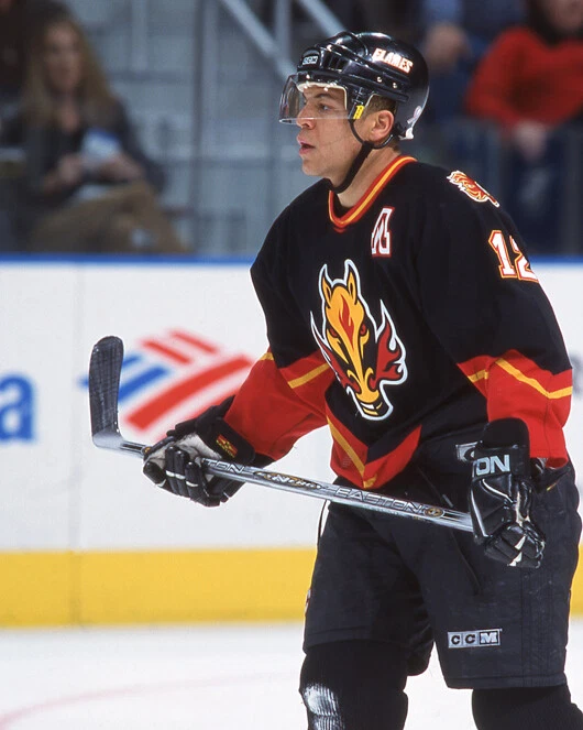 Póster de hockey Calgary Flames Jarome Originla 2002 brillante con impresión fotográfica de 8x10 Foto 1 de 1