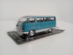 Diecast Soviet car RAF 977 DM Latvia РАФ 977 ДМ Латвия DeAGOSTINI 1/43 Scale - Picture 1 of 14