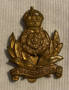 Segunda Guerra Mundial Cuerpo de Inteligencia Gorra Insignia Deslizante Reyes Corona - Imagen 1 de 2