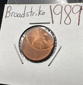 1989 P 1c Lincoln Cent Broadstrike 47% Off Center Error Coin CH BU UNC RB SKU#D - Picture 1 of 9