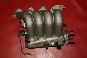 ANSAUGBRÜCKE ANSAUGKRÜMMER Hyundai Trajet 2000-2004 2.0 Motor 100 KW - Bild 1 von 2
