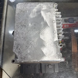 1997 Mitsubishi Eclipse Computer Brain Engine Control Ecu Ecm OEM P05293014AC - Picture 1 of 6