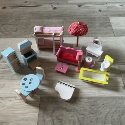 Enorme lote de 15 piezas de muebles de madera para casa de muñecas KidKraft Kid 2007 Foto 1 de 4