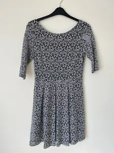 BNWT NEXT black & white 2 layer A line dress SIZE 12, 3/4 sleeved, zip fastening - Picture 1 of 8