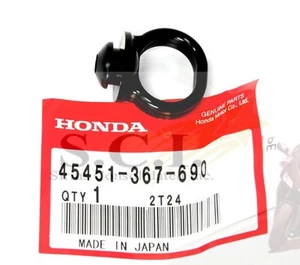 HONDA CB350G CB400F CB500 CX500 CB750 GL1000 FENDER GROMMET OEM 45451-367-690 - Picture 1 of 3
