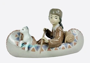 Estatuilla de porcelana LLADRO 6640 Little Explorer 10" de largo caja nueva - Imagen 1 de 10