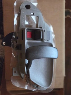 Silverado Sierra Chevy GMC 1995-1999 C/K 1500 RT manija de puerta interior Foto 1 de 2