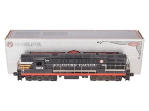 Lionel 6-8951 O Gauge Southern Pacific FM Trainmaster Diesel Locomotive #8951 - Picture 1 of 12