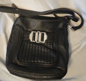 B Makowsky Black Leather Crossbody Pebbled Soft Luxury Adjustable Slit Back Pkt - Picture 1 of 16