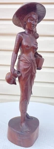 Estatua figurativa balinesa de madera tallada a mano mujer desnuda con sombrero. 21 pulgadas H - Imagen 1 de 22
