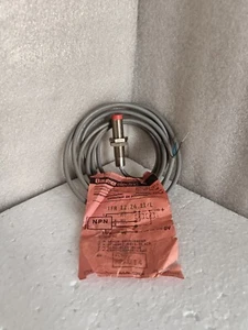 BAUMER 5-30VDC INDUCTIVE SENSOR IFR-12.24.11/L - Picture 1 of 9