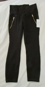 Ladies "Old Navy Active" Size S Petite, Burgundy/Black, High Rise Street Legging - Picture 1 of 5