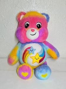 Care Bears Unlock The Magic 14 Zoll Dare To Care Bear Plüschtier Stofftier Batik 2022 Spielzeug - Bild 1 von 10