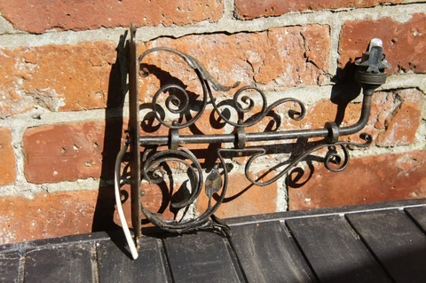 Vintage Wrought Iron Outdoor Garden Porch Wall Light Fitting Floral Scroll Vine Cover