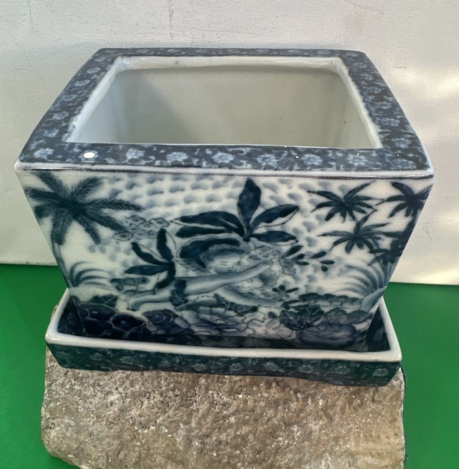 Bandeja de gotejamento antiga UW porcelana pote bonsai azul e branco 4,25”A x 5”x 6” - Imagem 1 de 4