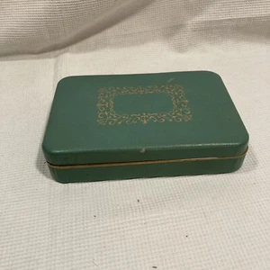 Vintage Clamshell Jewelry Box Farrington Green Case Gold Trim Green Lined - Picture 1 of 8