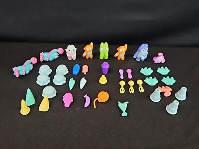 Hasbro Lost Kitties Figures And Ice Cream Accessories Lot Of 39-(D) - Image 1 of 4