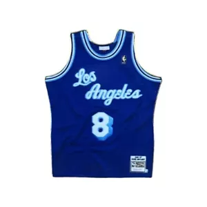 Kobe Bryant Los Angeles Lakers Jersey Enamel Pin - Picture 1 of 2