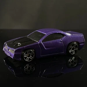 2004 Hot Wheels MFG FOR MCD McDonald's Toy Racing Car Purple Diecast 1/64 NICE - Picture 1 of 8