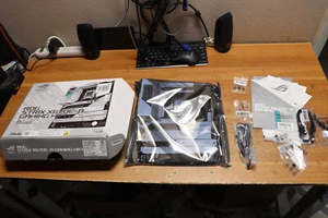 ASUS ROG Strix X670E-A Gaming WiFi 6E Socket AM5 DDR5 EATX Motherboard - Picture 1 of 4