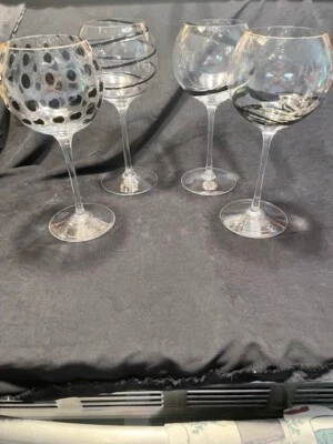 ROYAL LIMITED WINE BALLOON STEMS/GOBLETS 11" x 3 1/2". set of 4. new with sticke - Image 1 of 4