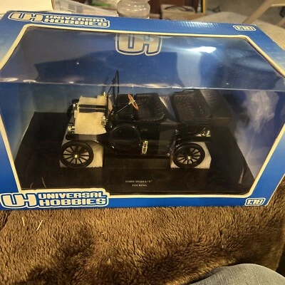 Universal Hobbies 4301 1:18 Scale Ford Model "T" Touring Black Convertible  - Image 1 of 4
