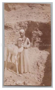 Helwan Helouan / Egipto 1902 - Hombre con camello joven - Foto antigua 1900 - Imagen 1 de 2
