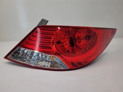2012-2014 HYUNDAI ACCENT 右握乘客尾灯 25 美分面板安装轿车 — 第 1/4 张图片