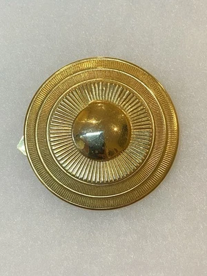 Clip bufanda medallón vintage tono dorado Foto 1 de 4