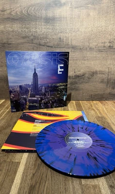 Oasis Standing On The Shoulders Of Giants Blood Records 12" Vinyl LP - Image 1 of 4